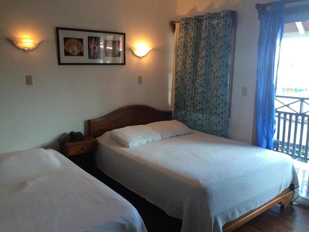 Hotel El Limbo Bocas del Toro Room photo
